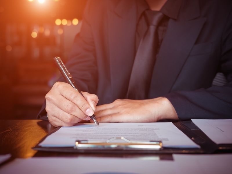 פוליסת ביטוח אחריות מקצועית